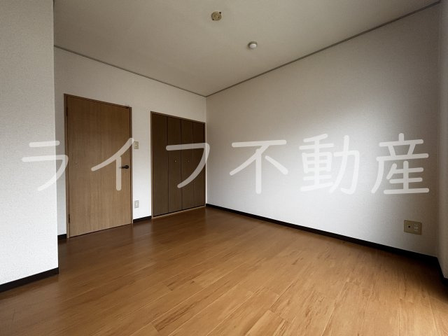 ランデックス弐番館の内装|明るい色調の室内です