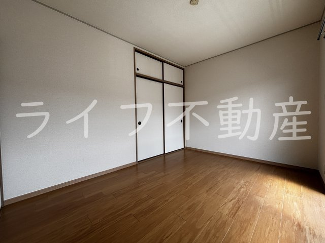 ランデックス弐番館の居間・リビング|使いやすいリビングです