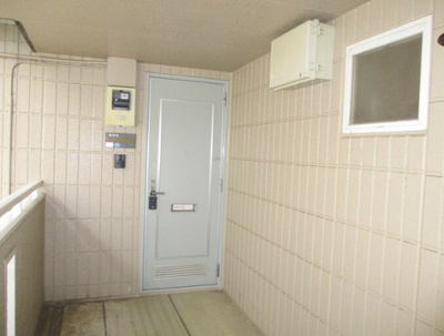 【玄関】 | グランドサン伍番館 | ※同物件、同タイプのお部屋です