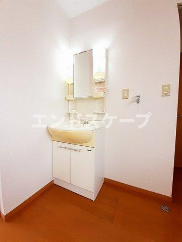 コミューン　ｉ　ＷＥＳＴの洗面所|高崎、前橋のお部屋探しはエンドスケープまで！お客様の理想お聞かせ下さい♪