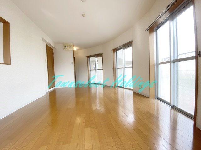 藤沢市辻堂３丁目の賃貸マンションの居間・リビング