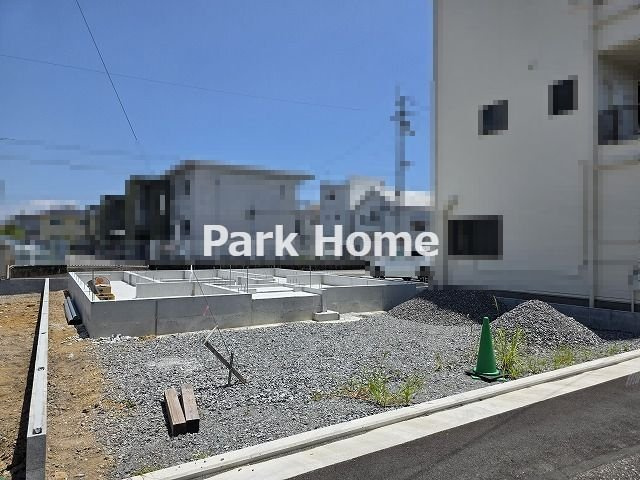高知市南万々 -D号地- 新築戸建ての外観|D号地　2026.7月：建築中