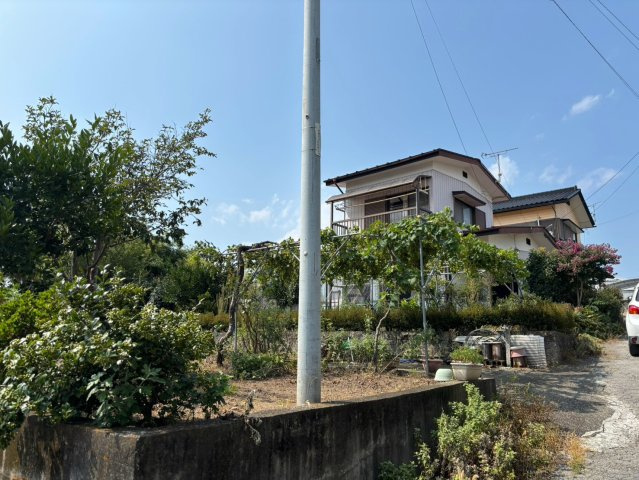 みどり市笠懸町西鹿田602-5の前面道路含む現地写真