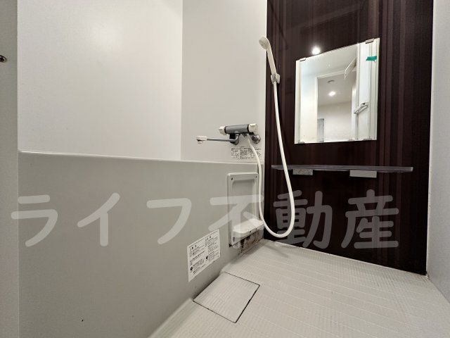 クレセントハイツの浴室|ゆったり過ごせるお風呂です