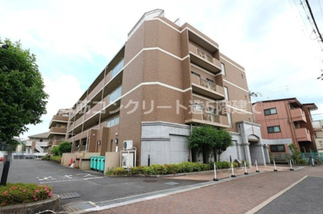 メロディーハイム楠葉7番館の構造・工法・仕様|鉄筋コンクリート造5階建て
■物件内覧・資金計画相談・住宅ローン相談、リフォーム相談、お問合せ受付中■
※当日・翌日のご内覧、ご相談はお電話でのお問合せがスムーズです！