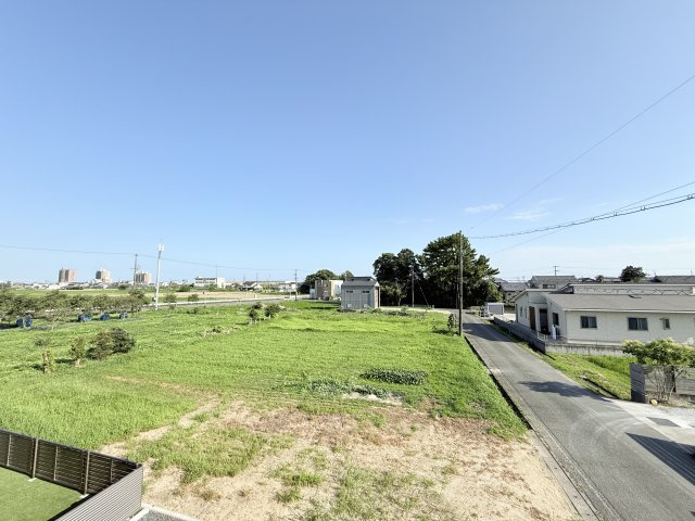 磐田市森本　第1の展望|バルコニーからの眺めは、のどかで心がスッと落ち着き日々の疲れが癒されますね。