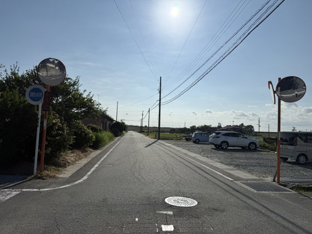 磐田市森本　第1の前面道路含む現地写真|物件前の道路になります。