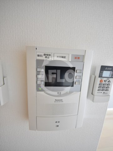 ファイブスター九条のセキュリティ|ファイブスター九条　TVモニター付きインターホン