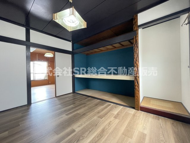 横小路町5丁目中古戸建の寝室|3F　6.0帖。落ち着いた雰囲気で寝室にいかがでしょうか？