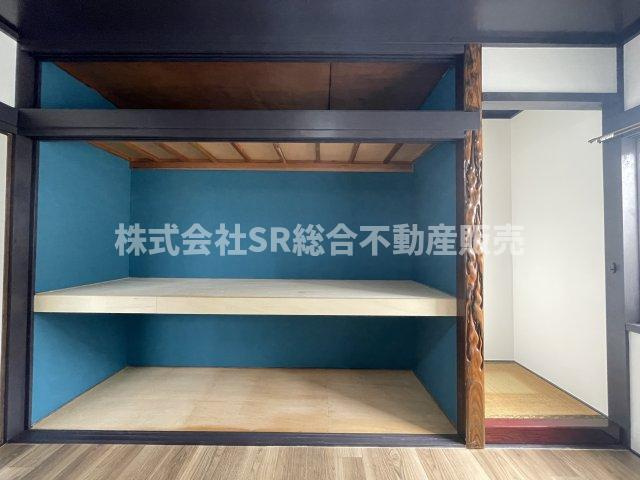 横小路町5丁目中古戸建の収納|大きな収納付きです！