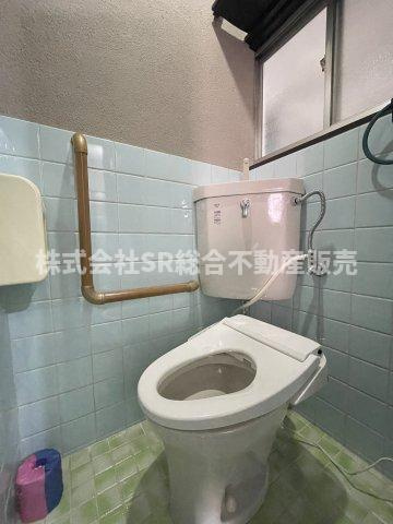 横小路町5丁目中古戸建の浴室|温水洗浄便座もございます♪