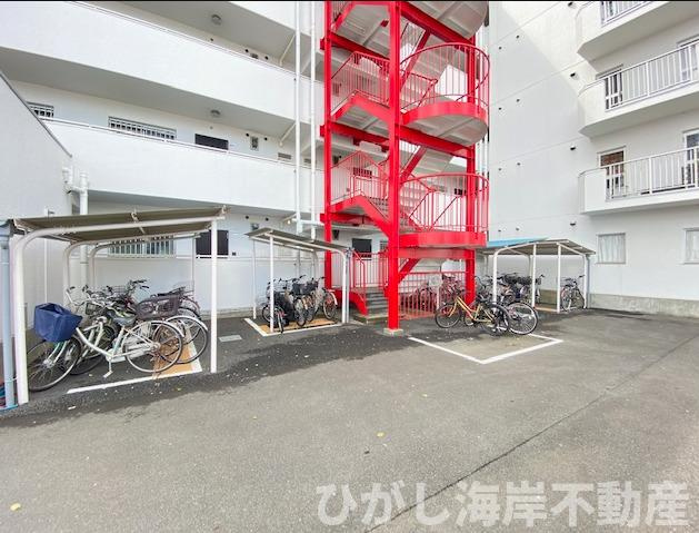 オクトピア東八幡２　の駐輪場|敷地内駐輪場