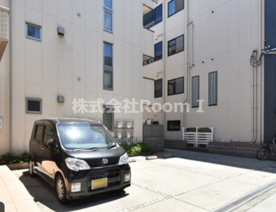 【駐車場】 | ビオラメゾン | 駐車場があるので、車を買う予定の方も安心です