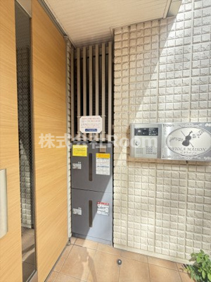 【エントランス】 | ビオラメゾン・旭化成ヘーベルメゾンHEBEL HAUS | ゆとりのあるエントランスです