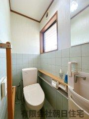 【トイレ】 | 東生馬町中古戸建 | シンプルで使いやすいトイレです