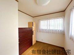 【洋室】 | 東生馬町中古戸建 | 洋室です。