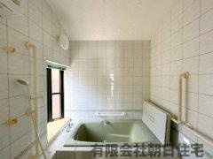 【浴室】 | 東生馬町中古戸建 | 日々の暮らしに欠かせないお風呂です