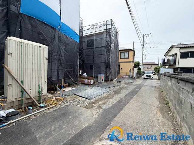 新築戸建　茅ヶ崎市南湖5丁目の前面道路含む現地写真