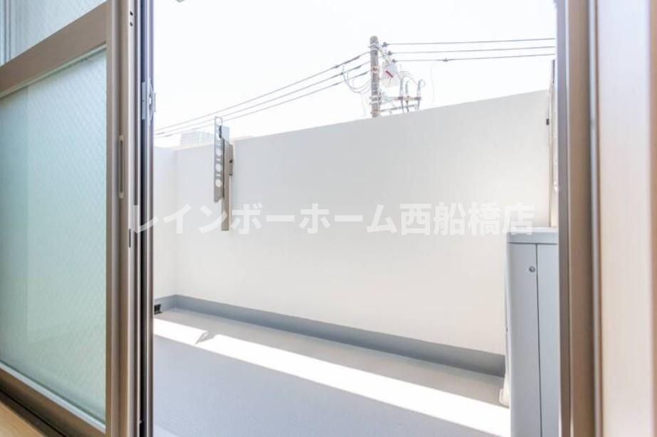 レオ伍拾番館のバルコニー