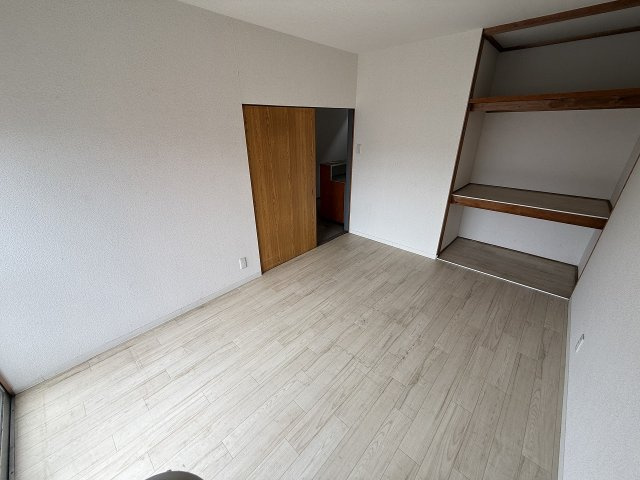 大軽町戸建の内装