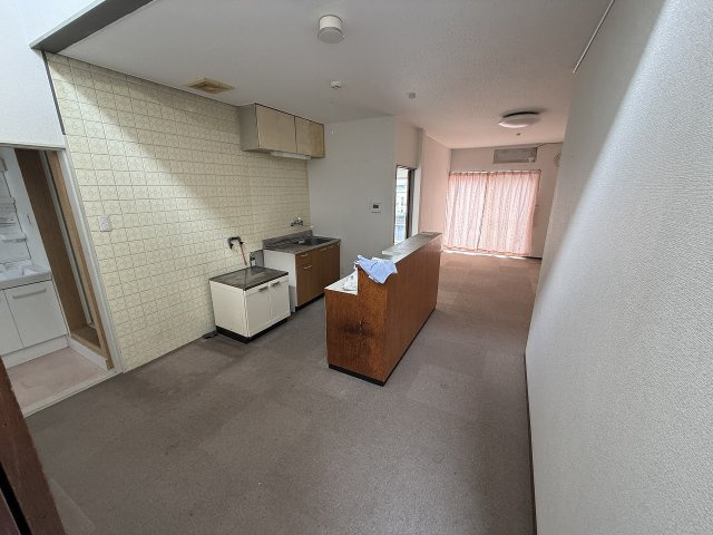 大軽町戸建の居間・リビング