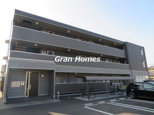THE RESIDENCE　広畑早瀬町
