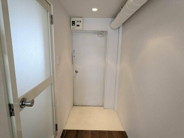テテ雑司ヶ谷の玄関