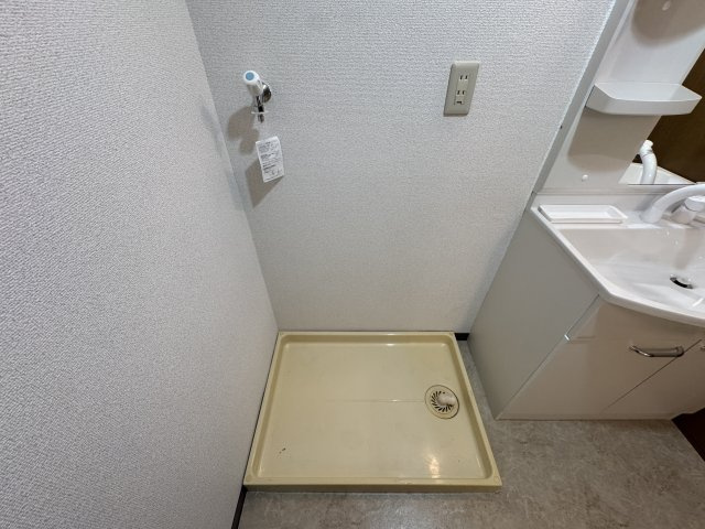グランプレステージ明石西Ⅱのランドリースペース