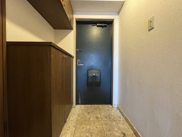 グランプレステージ明石西Ⅱの玄関