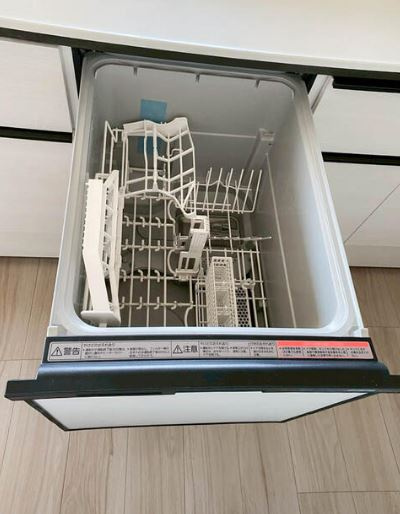【中古マンション】コンフォート若葉ポルカのキッチン|食器洗い乾燥機付きです