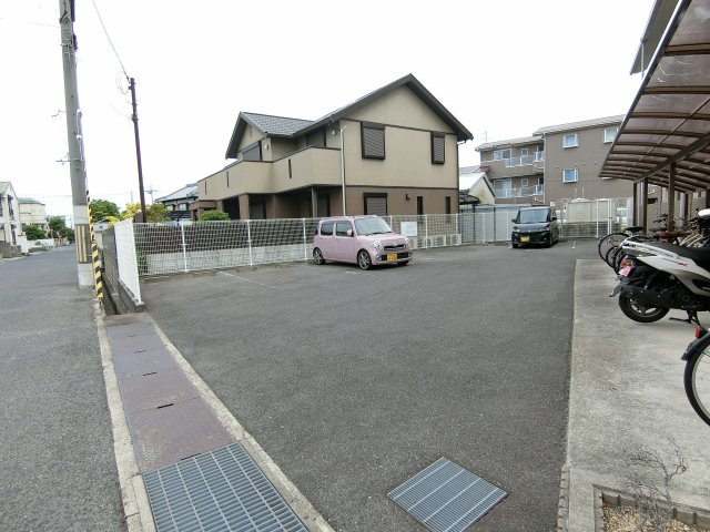 【駐車場】 | グランディール宮ノ池