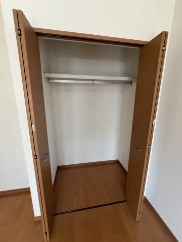 パルテールB棟の収納