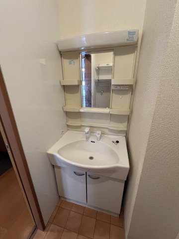 パルテールB棟の洗面所