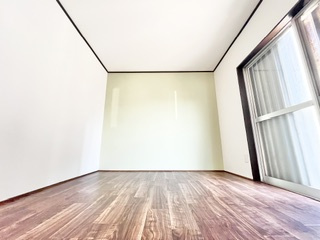 西板持8丁目貸家の洋室