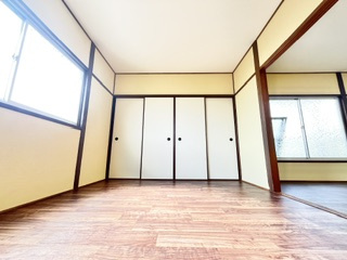西板持8丁目貸家の洋室