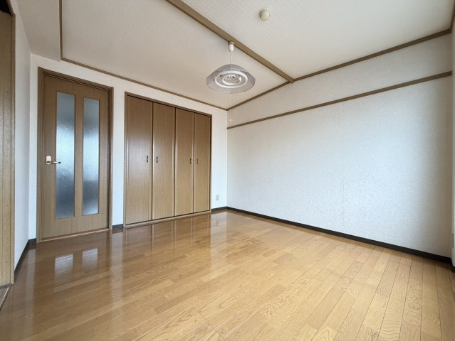 ジョバンニアドニスの洋室