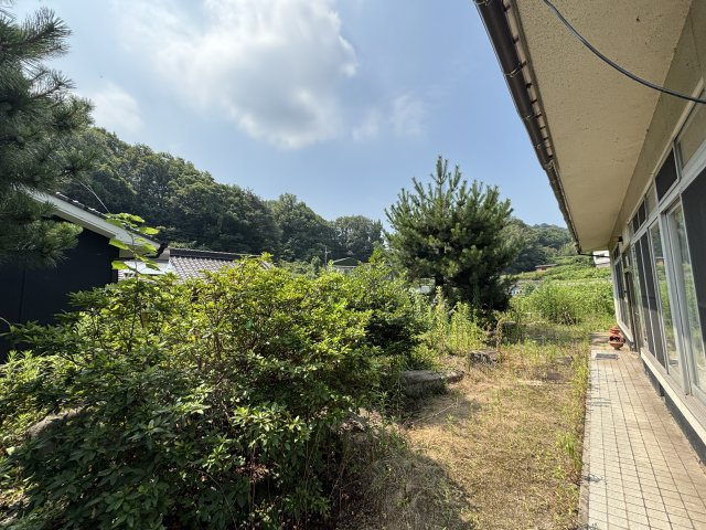 赤坂町早戸の庭