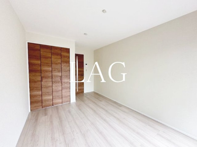 【居間・リビング】 | フォレスト七林 | 洋室のお部屋です。