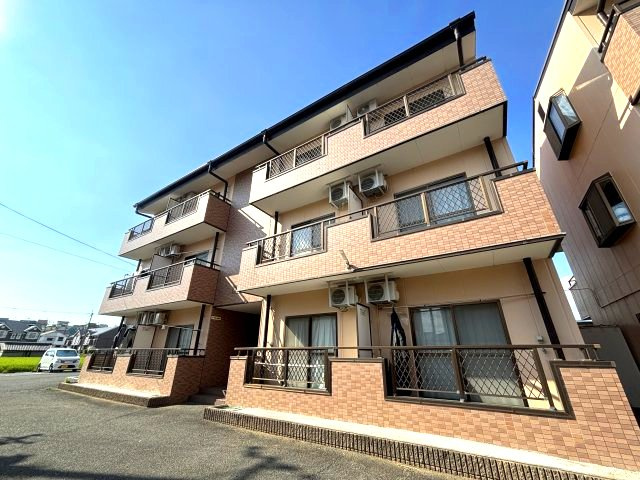 暁21・うえきⅡ号館の外観