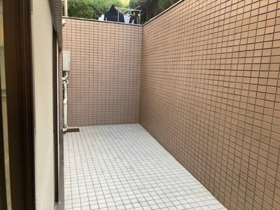 【バルコニー】