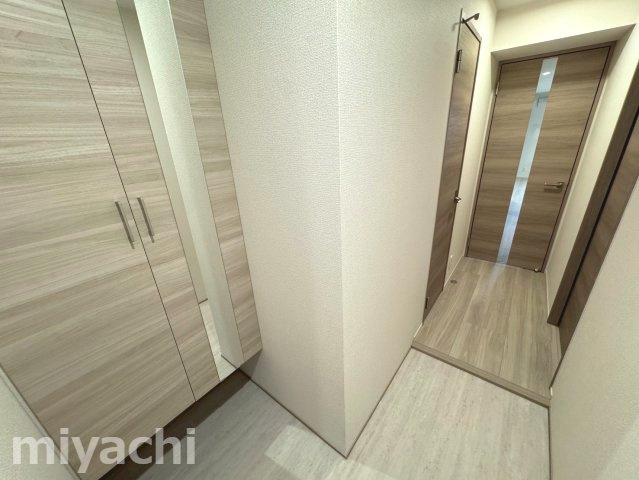 エグレットテラスⅡの玄関