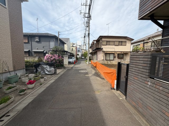 品川区旗の台６丁目の売地の前面道路含む現地写真