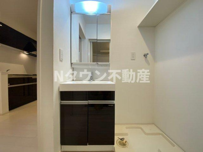 【独立洗面台】 | グランティック セジョリ イーレクス上飯田 | 独立洗面化粧台が付いています