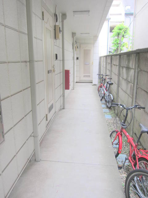 メゾン代田のロビー|共用スペース