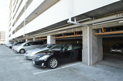 【駐車場】 | 千里桃山台セントポリア | エイブルにて取扱い可能な住宅ローンは、全部で10種類以上！お客様にピッタリの住宅ローンを当社のFPよりご案内させて頂きます。住宅ローンのご相談だけでも、お気軽にご相談下さいませ。