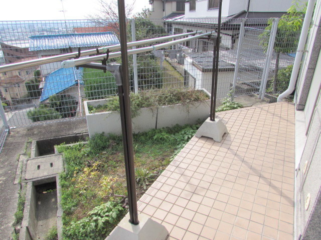 エスタ雲雀丘の庭|お庭で自由な時間を過ごせます