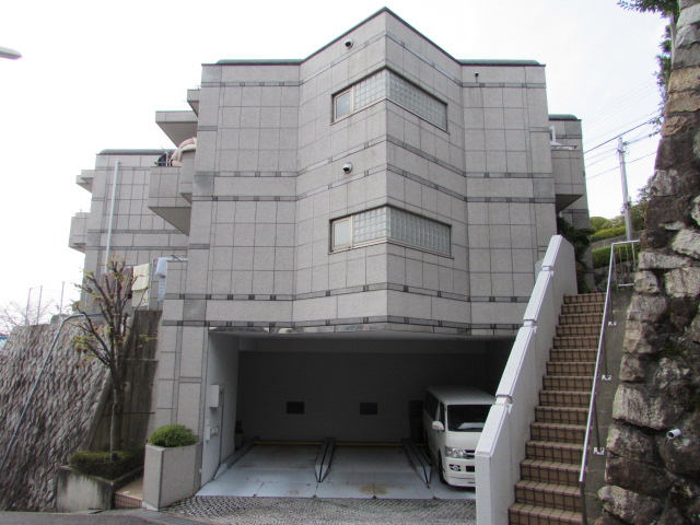 エスタ雲雀丘