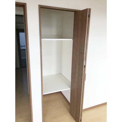 藤沢市湘南台２丁目の賃貸マンションの収納|同施工物件