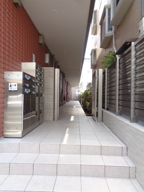 木の花マンションのロビー|共用廊下