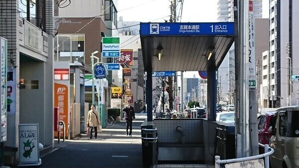 シャトレの周辺